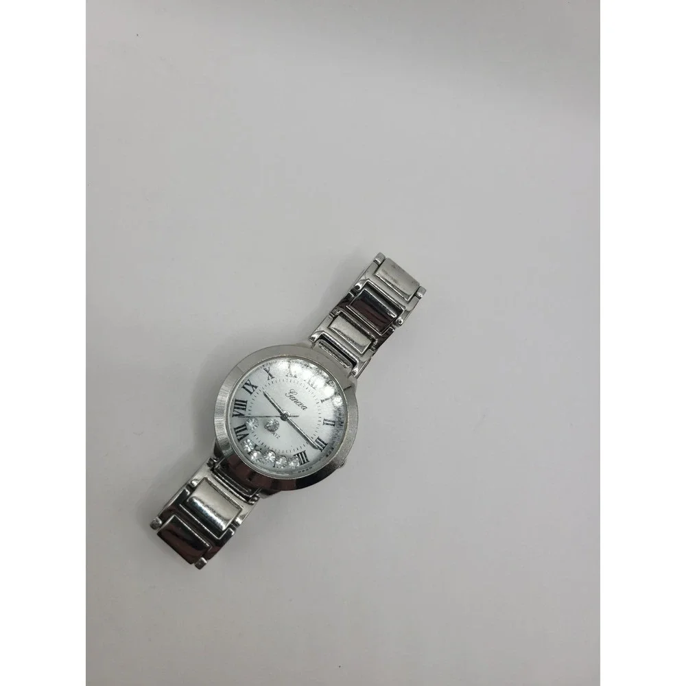Geneva Women's Silver Tone Quartz Watch White Roman Numeral Dial Floating Crysta